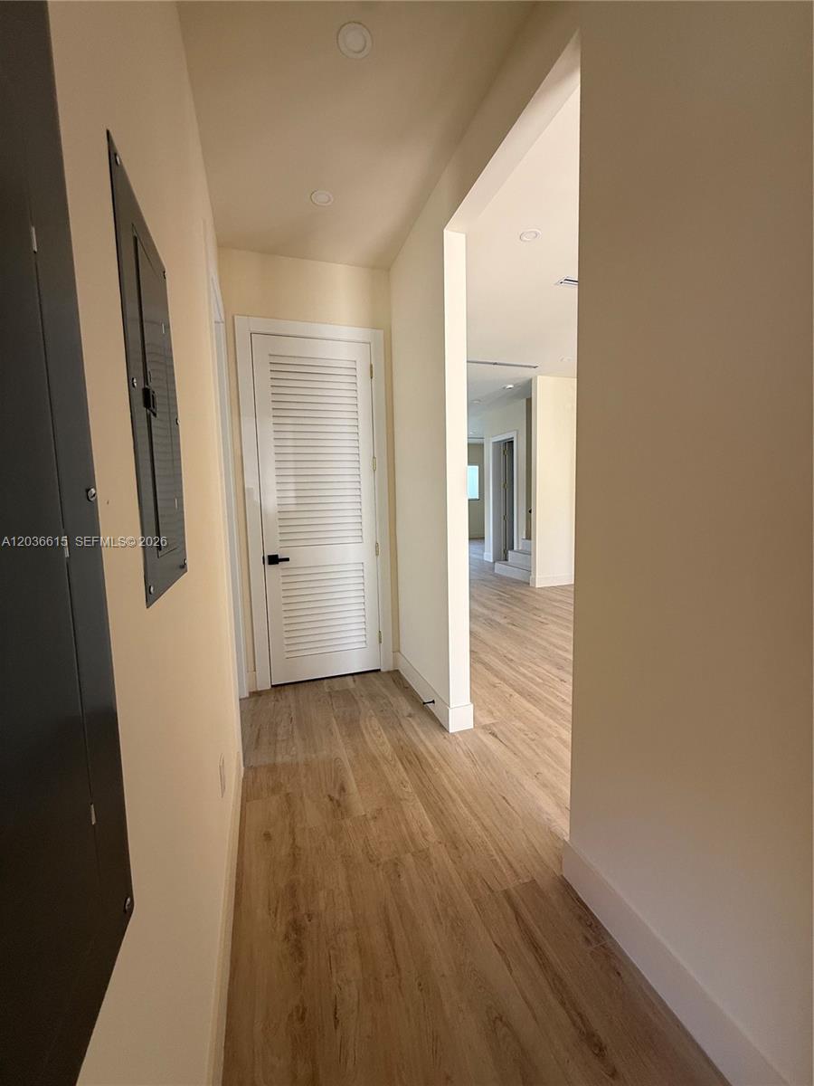 3326 Elizabeth Street Miami, FL 33133 - Photo 10 of 59