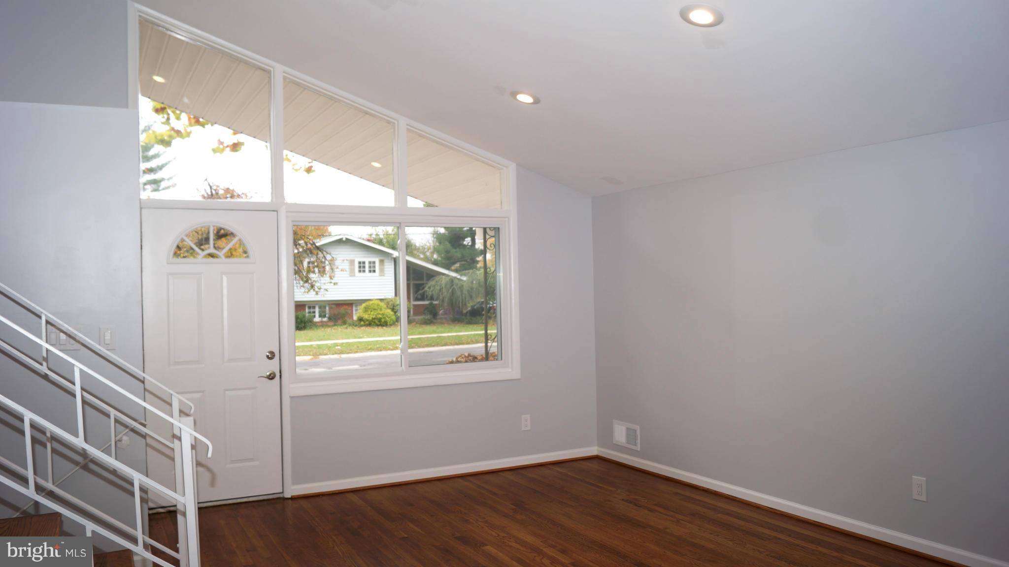 11829 Charles Road Silver Spring, MD 20906 - Photo 8 of 15 Living Room