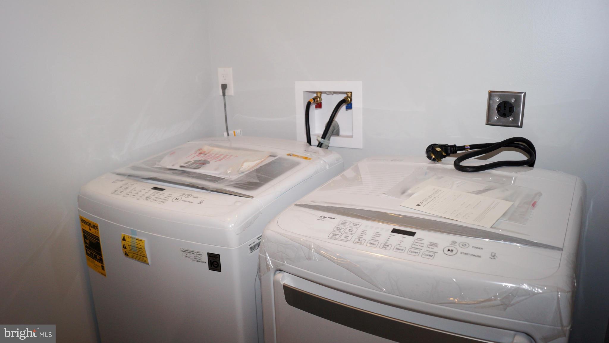 11829 Charles Road Silver Spring, MD 20906 - Photo 9 of 15 Laundry