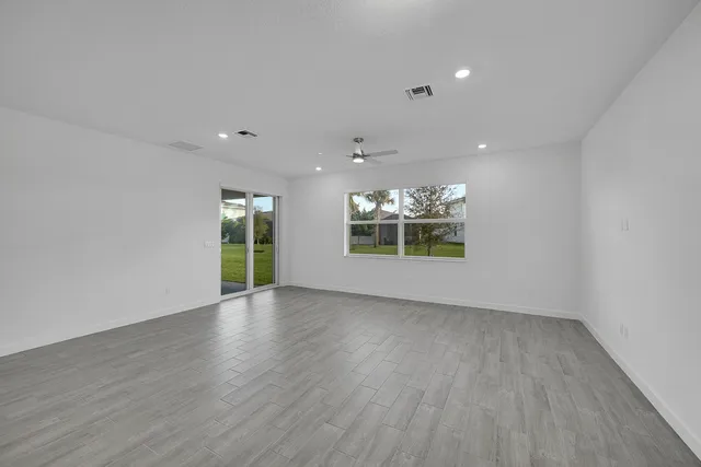 $4,500 | 5742 Graceful Way, Delray Beach, FL 33484