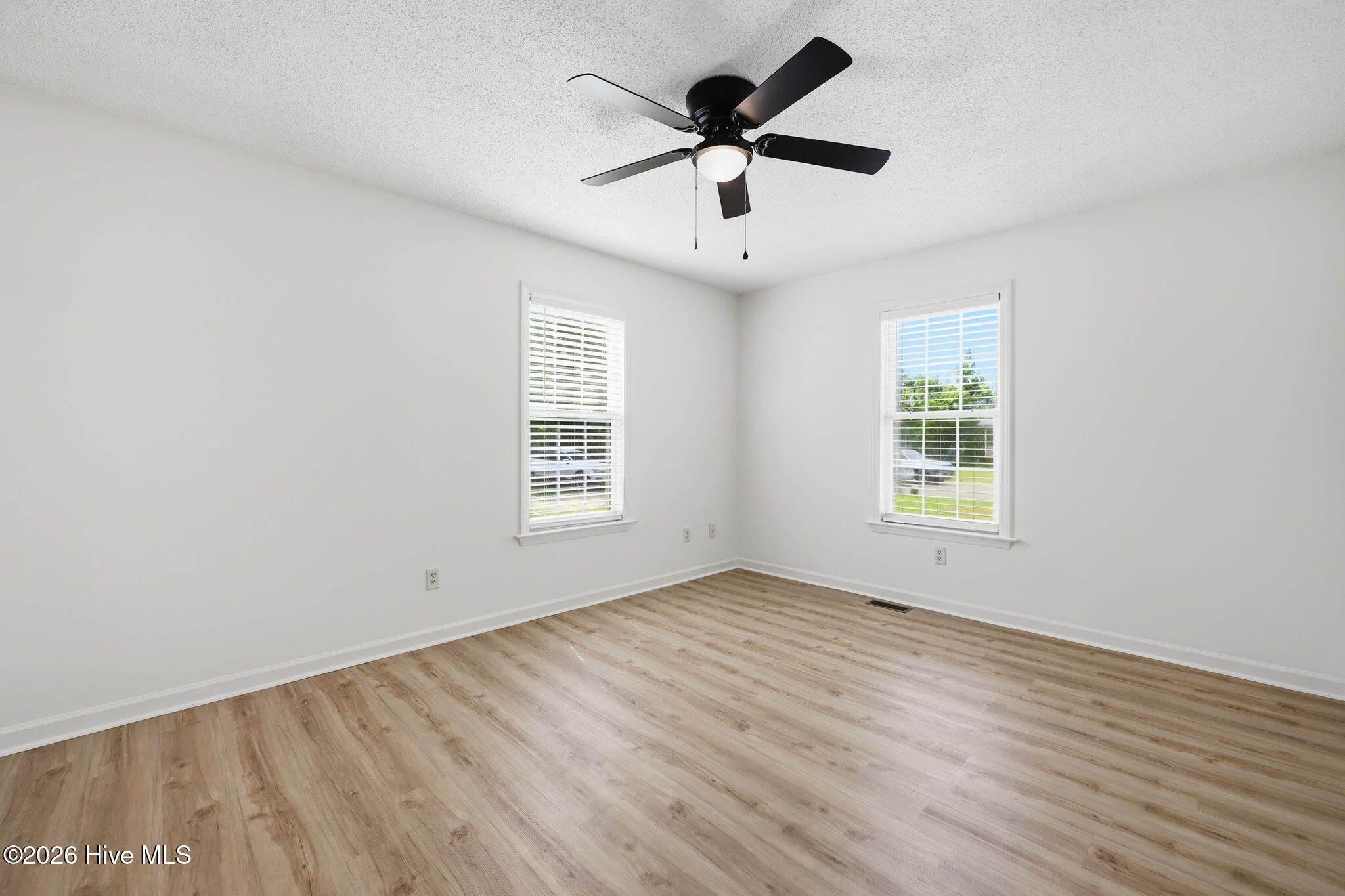 1402 Lockwood Road Kinston, NC 28501 - Photo 20 of 37