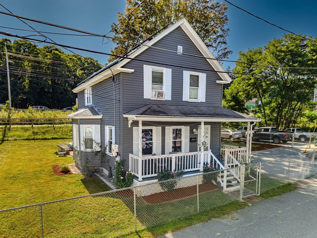 37 Devlin Street Fitchburg, MA 01420 - Photo 3 of 27 Gallery Image 3