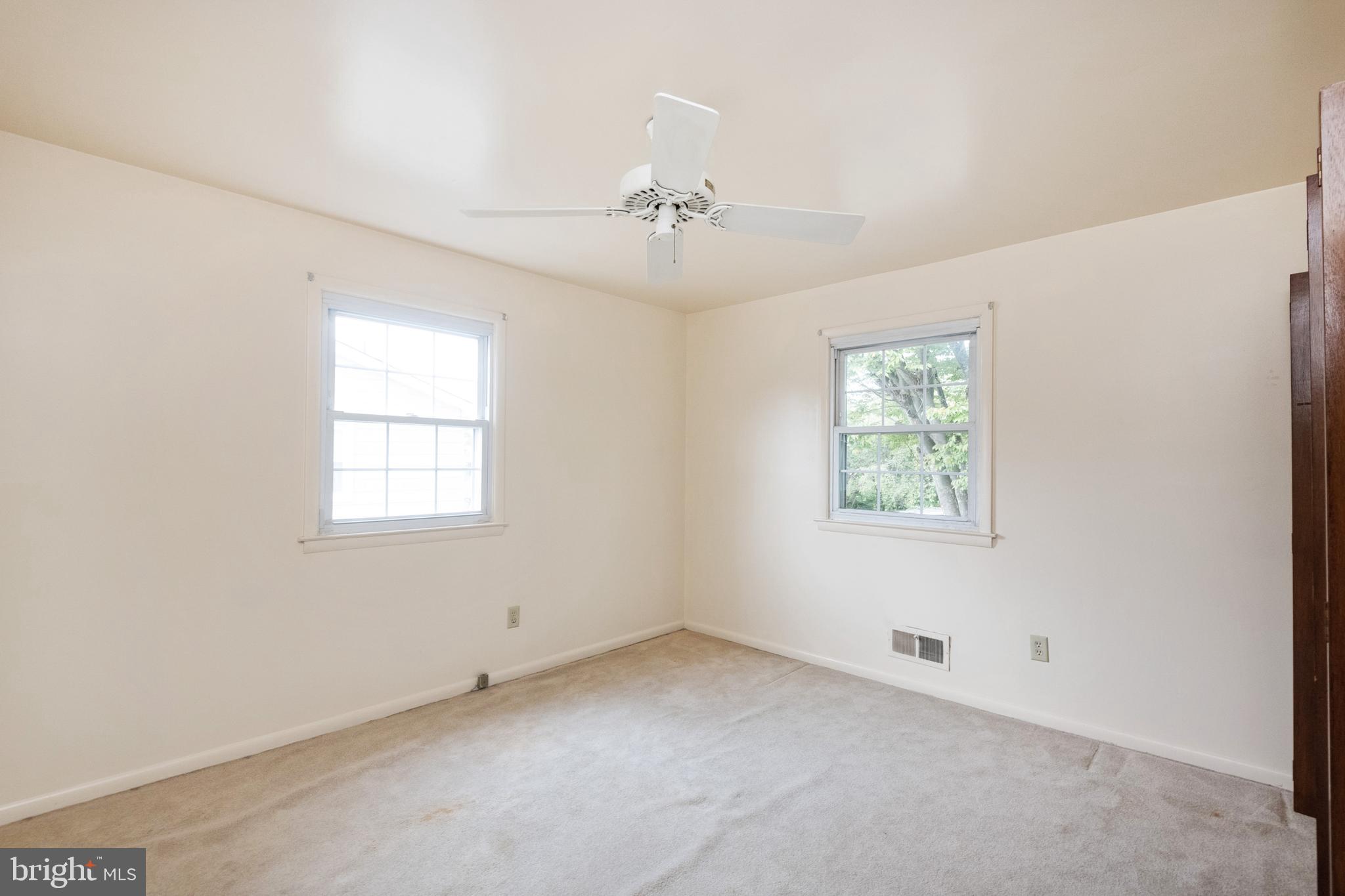 8700 Goldenwood Road Rosedale, MD 21237 - Photo 18 of 35