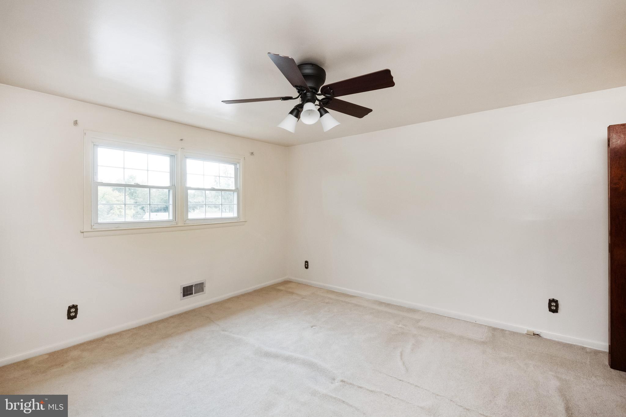 8700 Goldenwood Road Rosedale, MD 21237 - Photo 25 of 35