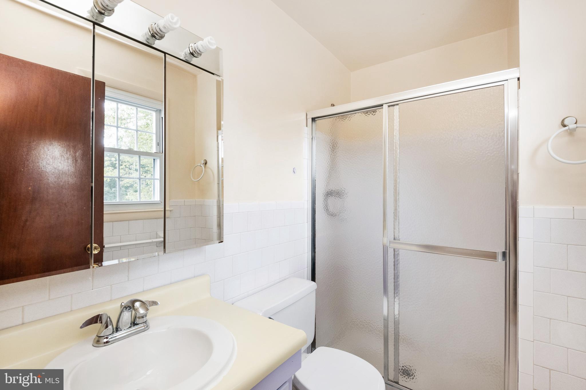 8700 Goldenwood Road Rosedale, MD 21237 - Photo 27 of 35