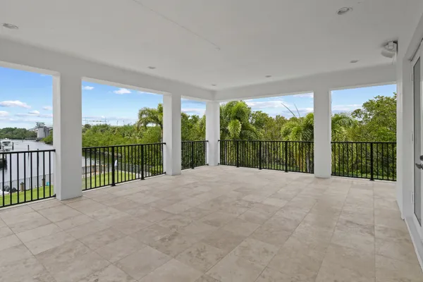 $6,999,000 | 13965 Willow Cay Drive, Juno Beach, FL 33408