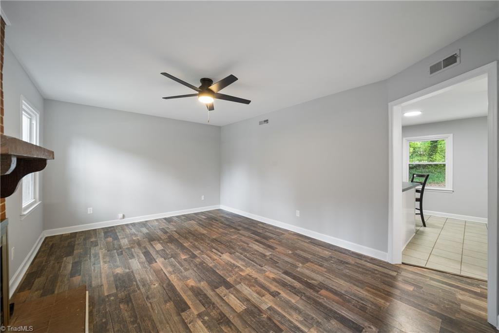 802 Miriam Avenue High Point, NC 27263 - Photo 6 of 33