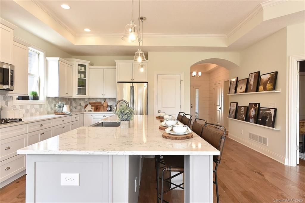 2053 New Style Way, Unit 28 Tega Cay, SC 29708 - Photo 5 of 20