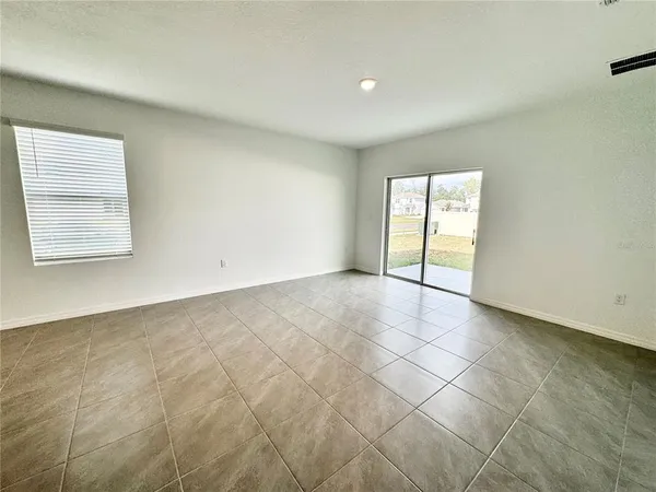 $2,695 | 35629 Kinsey Point, Zephyrhills, FL 33541
