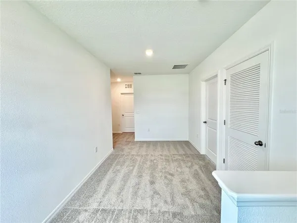 $2,695 | 35629 Kinsey Point, Zephyrhills, FL 33541