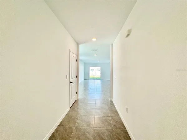 $2,695 | 35629 Kinsey Point, Zephyrhills, FL 33541