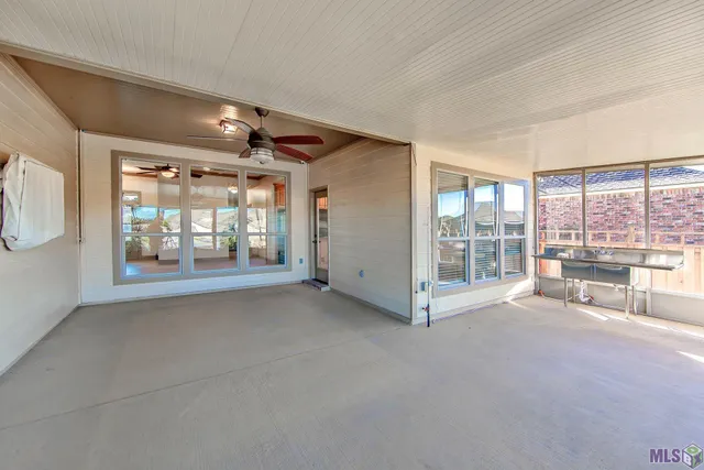 $285,000 | 133 Lake Accardo Avenue, Thibodaux, LA 70301