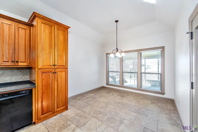 $285,000 | 133 Lake Accardo Avenue, Thibodaux, LA 70301