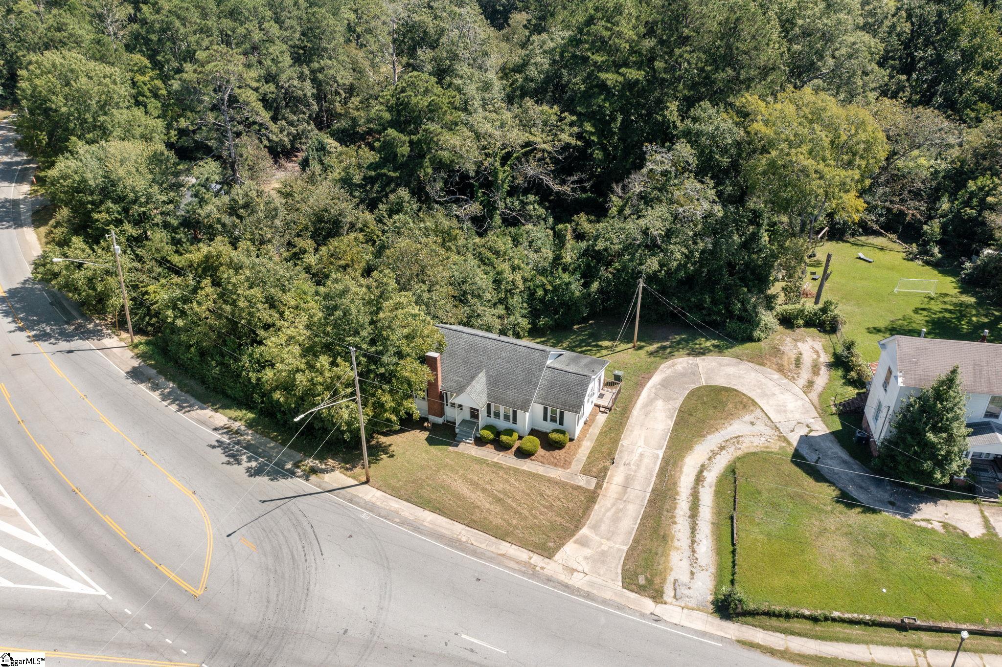 514 North Broad Street Clinton, SC 29325 - Photo 20 of 21