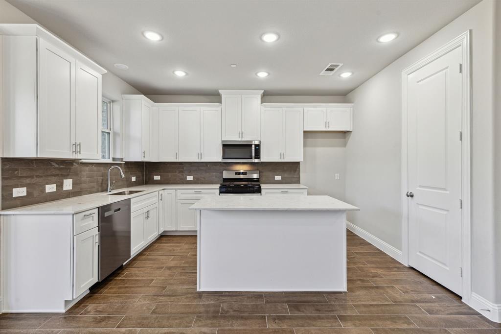 824 Heart Reef Road Plano, TX 75075 - Photo 2 of 20 Representative Image – Not Actual Home