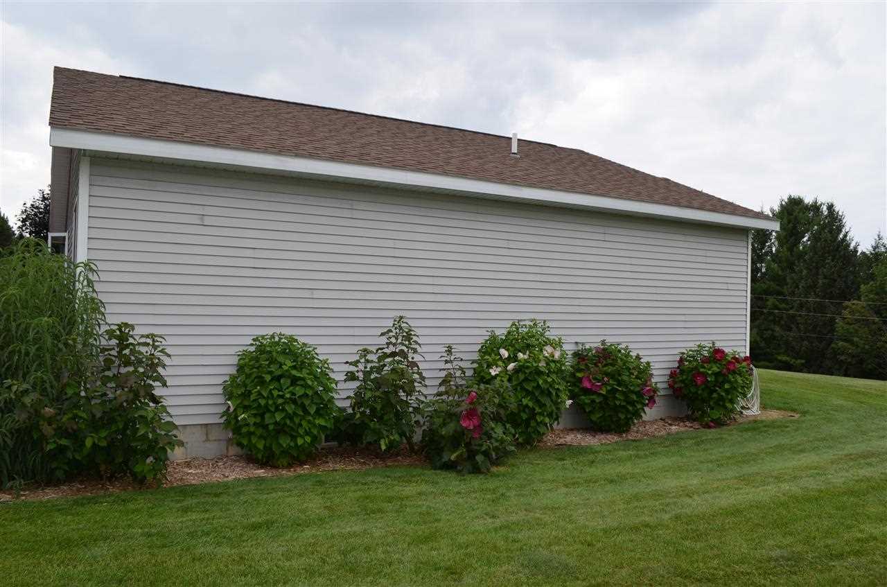 5359 Moore Road Williamsburg, MI 49690 - Photo 22 of 24 1789569-21.JPG