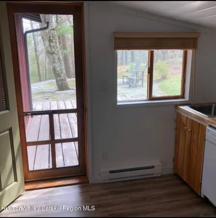 $2,450 | 195 Glenford Wittenberg Road, Glenford, NY 12433