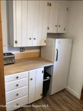 $2,450 | 195 Glenford Wittenberg Road, Glenford, NY 12433