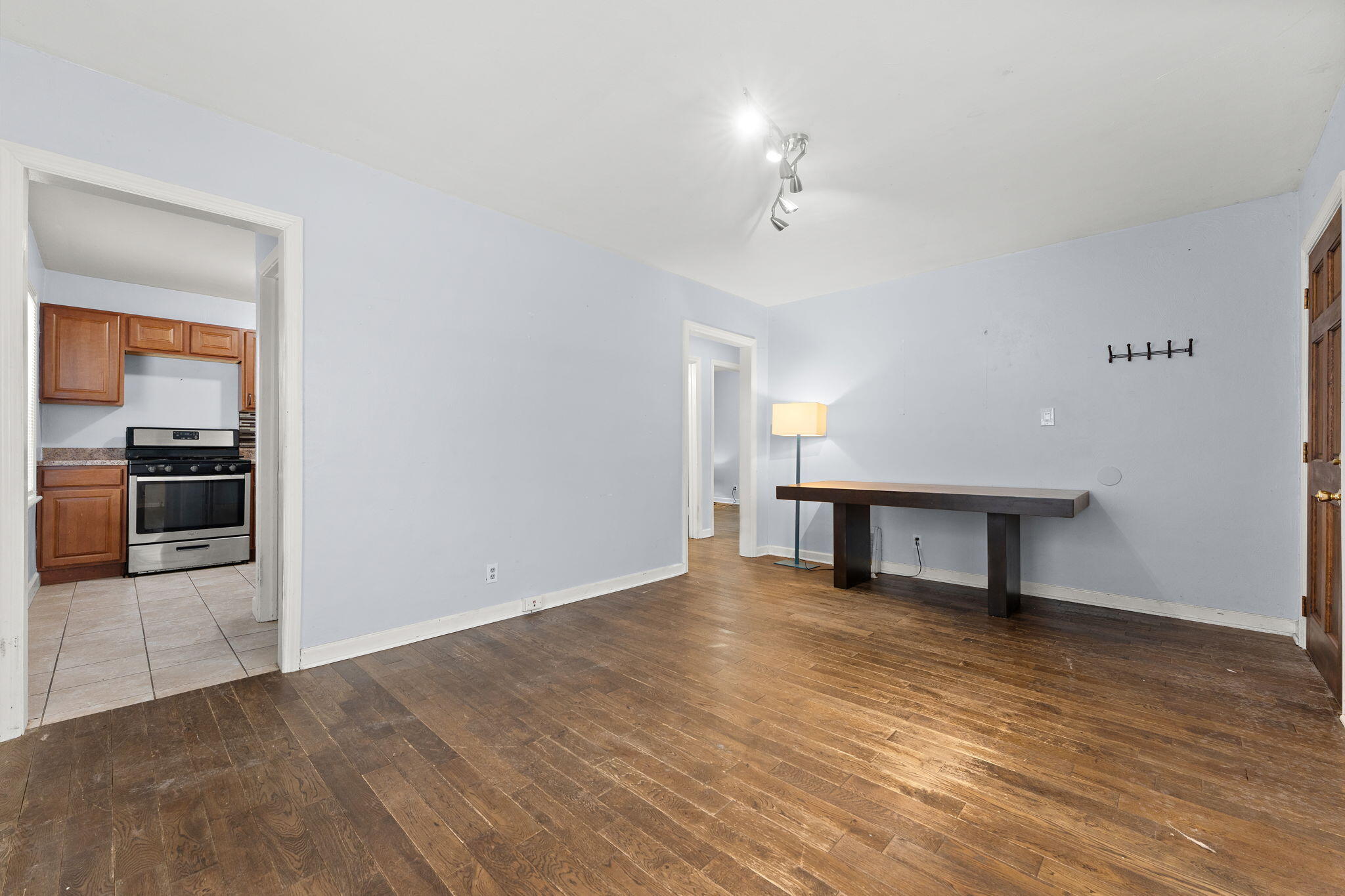 139 North Indiana Street Griffith, IN 46319 - Photo 2 of 19 2048x1365