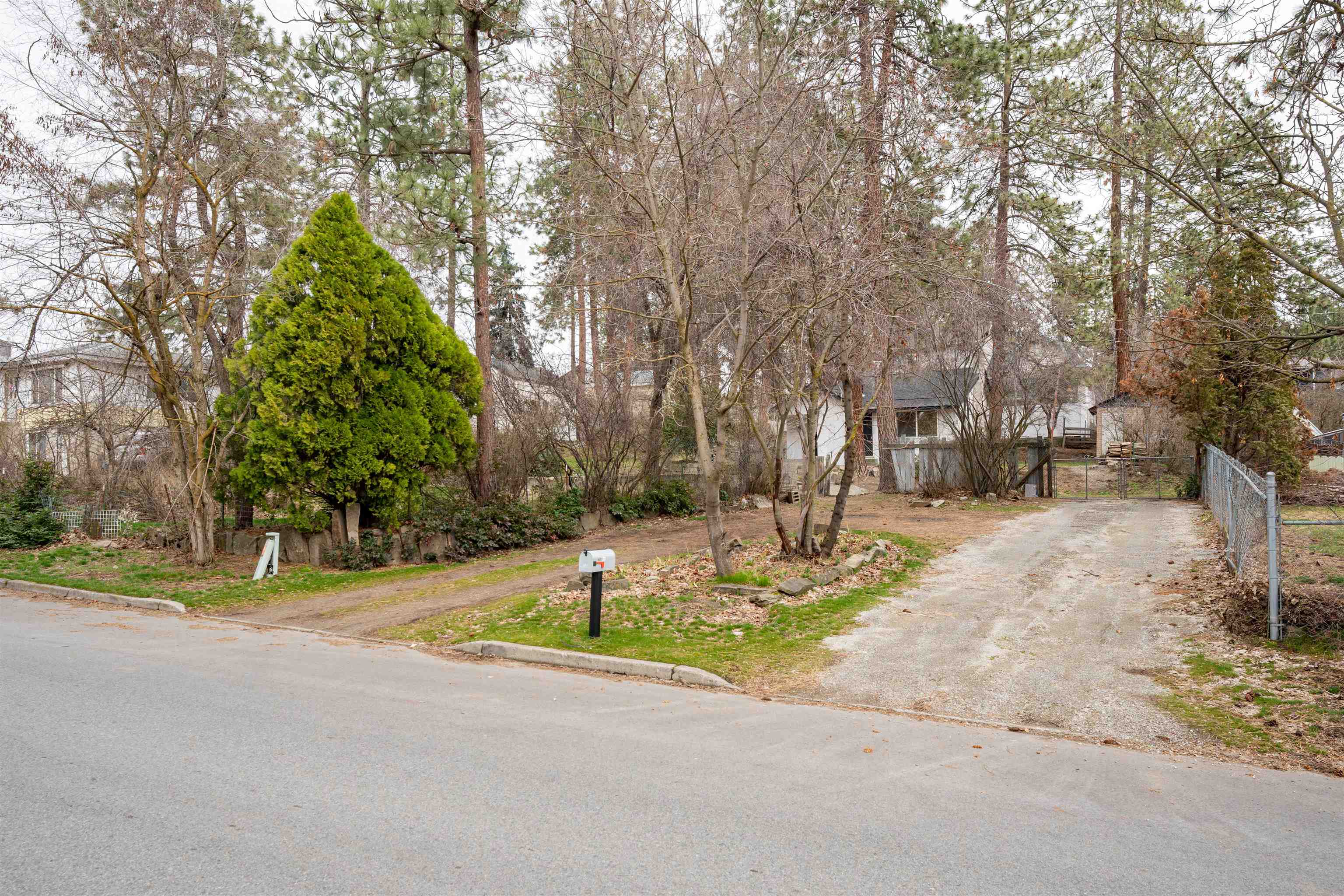 617 South Farr Road Spokane Valley, WA 99206 - Photo 26 of 44 Gallery Image 26