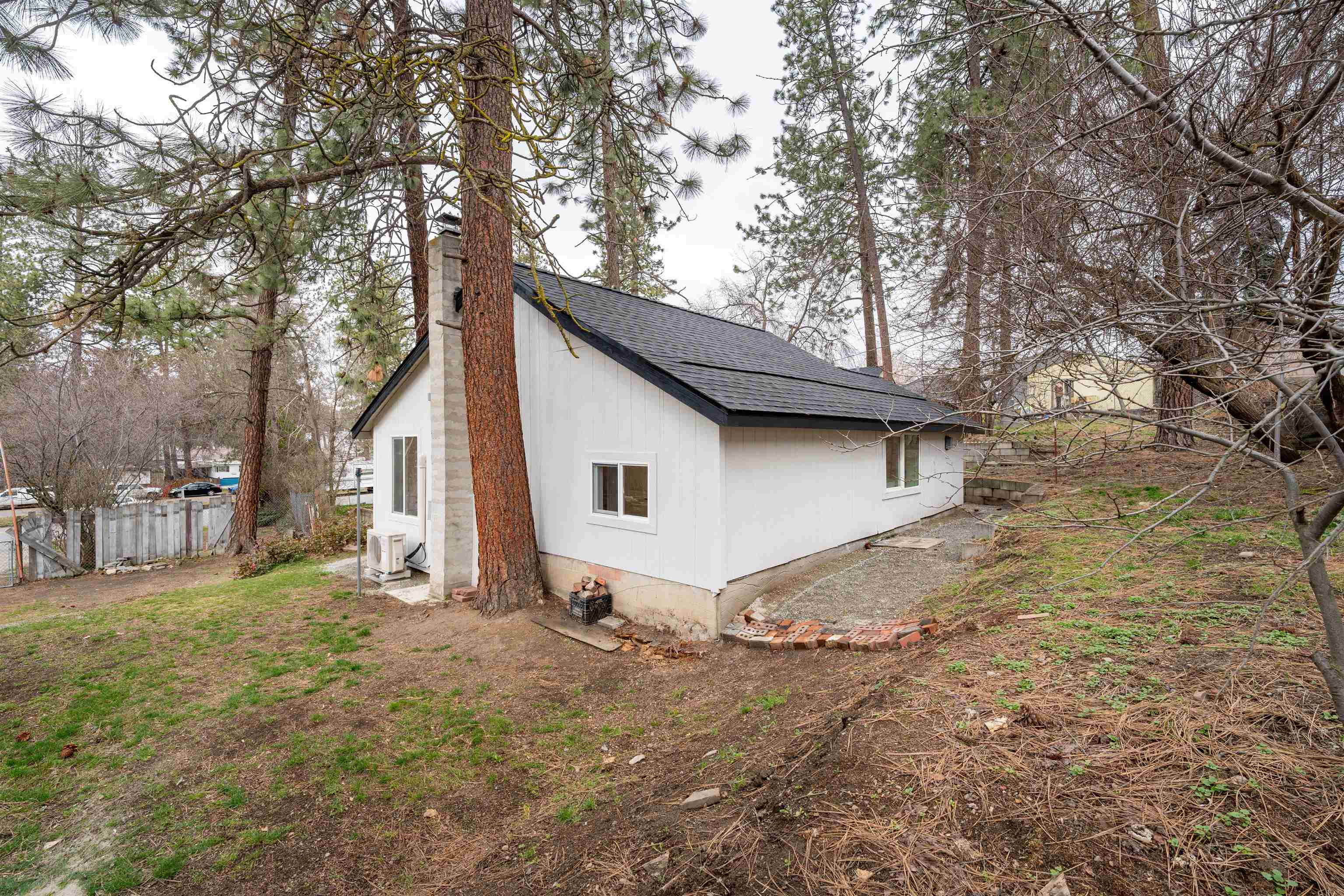 617 South Farr Road Spokane Valley, WA 99206 - Photo 30 of 44 Gallery Image 30