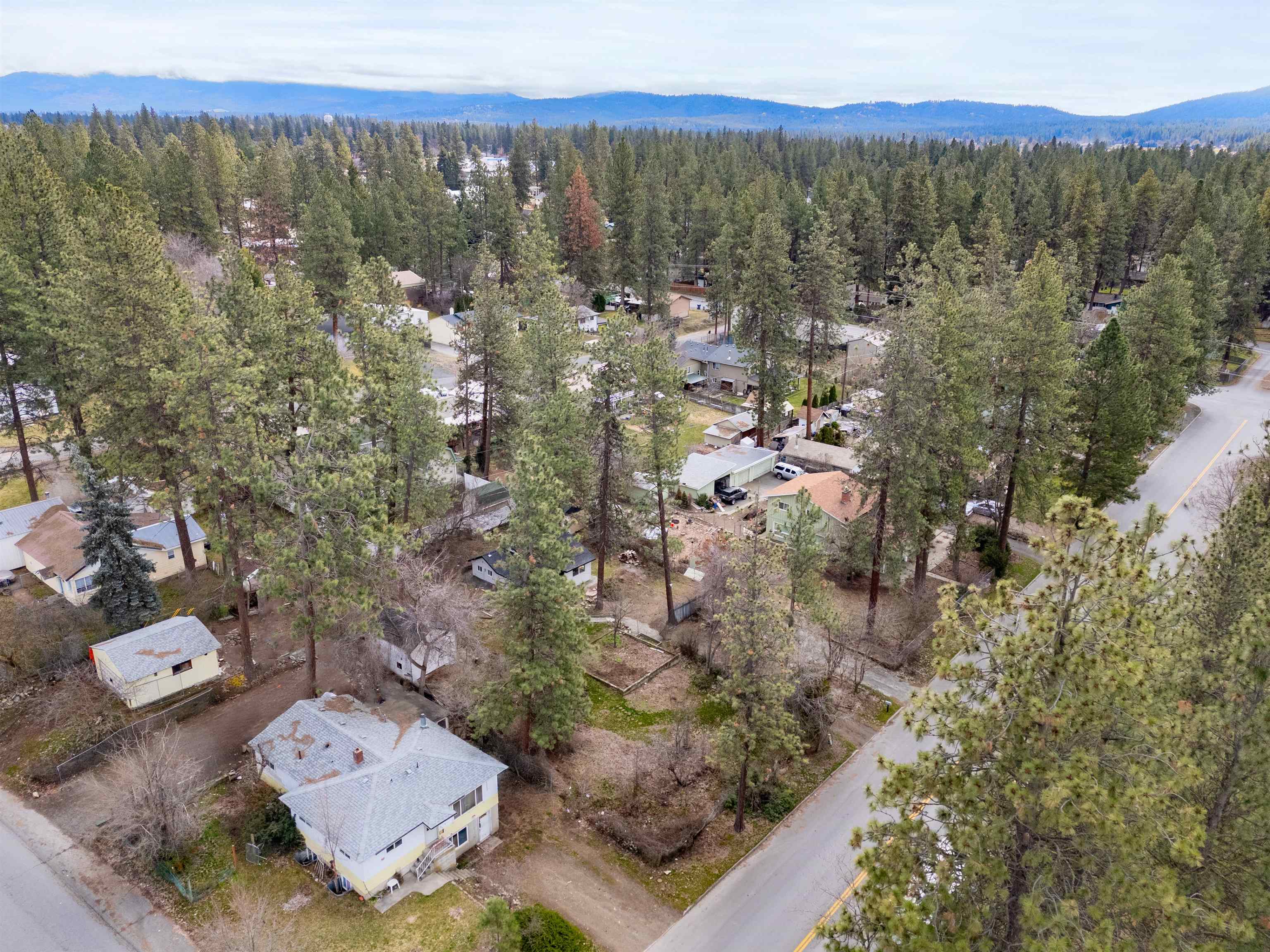 617 South Farr Road Spokane Valley, WA 99206 - Photo 33 of 44 Gallery Image 33