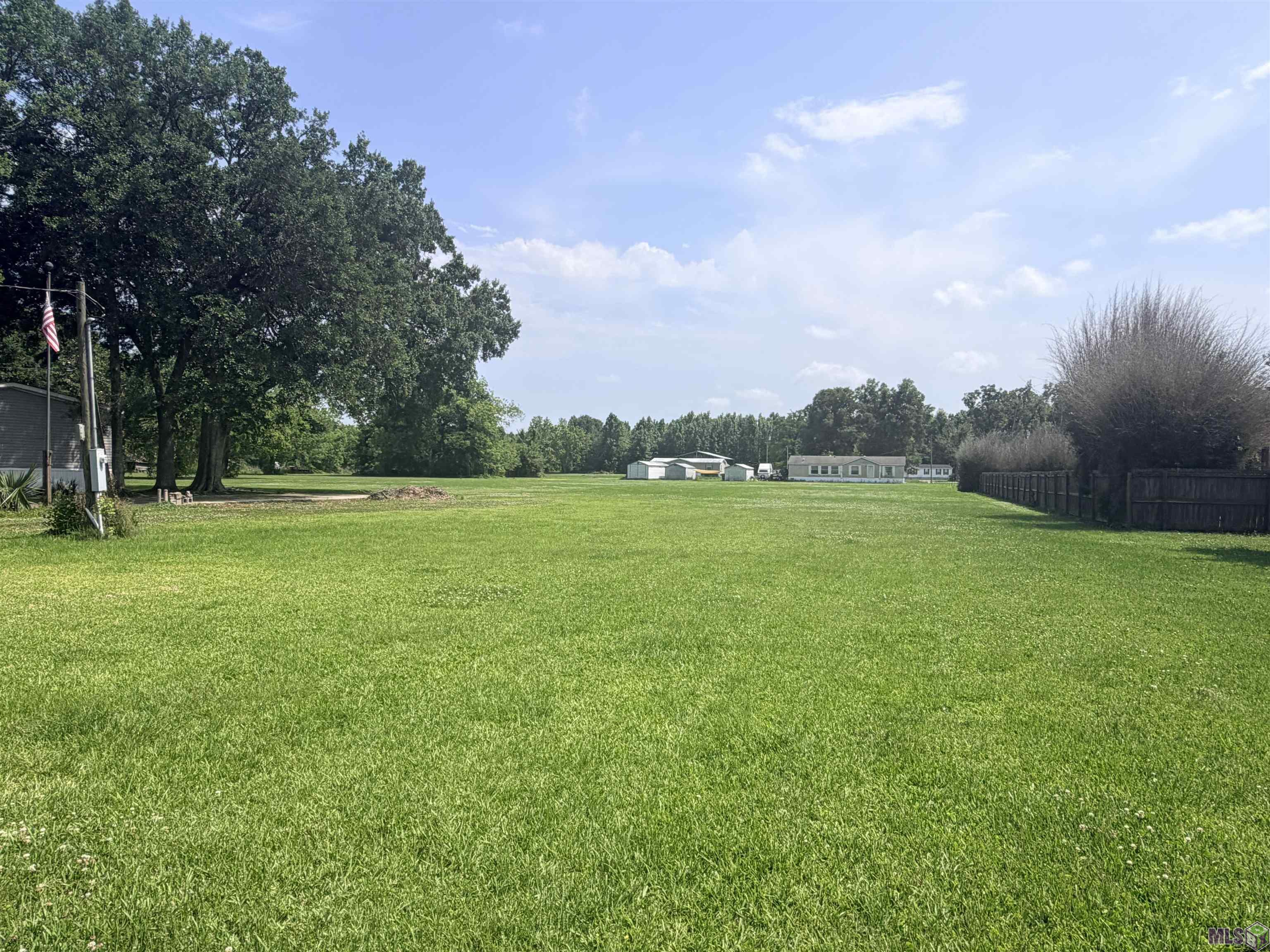37545 New River Canal Road Geismar, LA 70734 - Photo 2 of 5