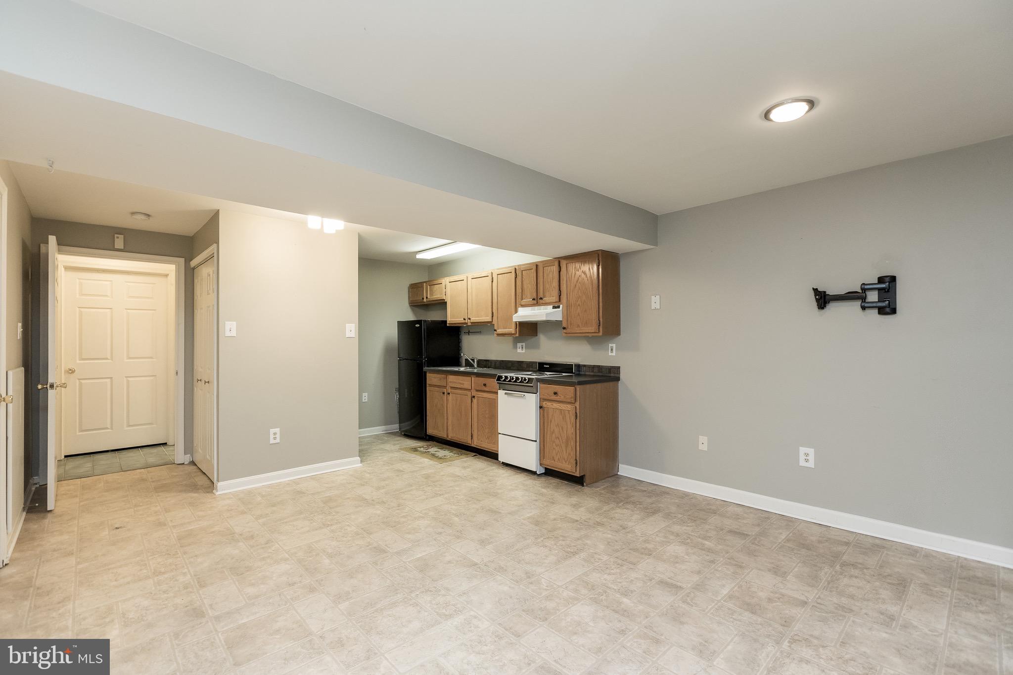 1107 Ingate Road Halethorpe, MD 21227 - Photo 31 of 39 Gallery Image 31