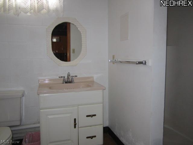 1225 Warren Road Newton Falls, OH 44444 - Photo 9 of 12