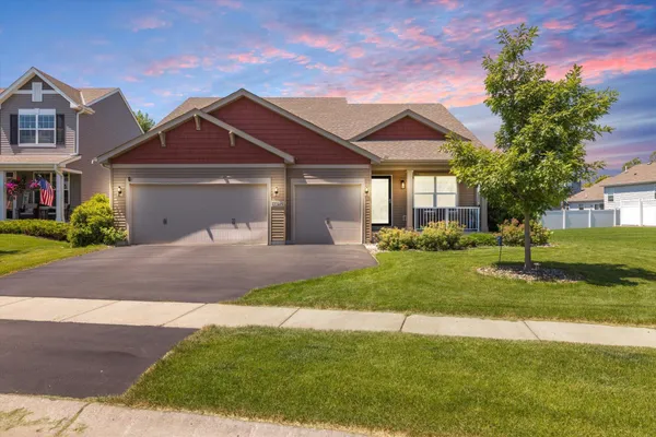 $499,990 | 13772 Apollo Way, Rosemount, MN 55068