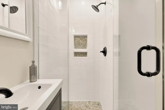 $950,000 | 1112 Park Street Northeast, Washington, DC 20002