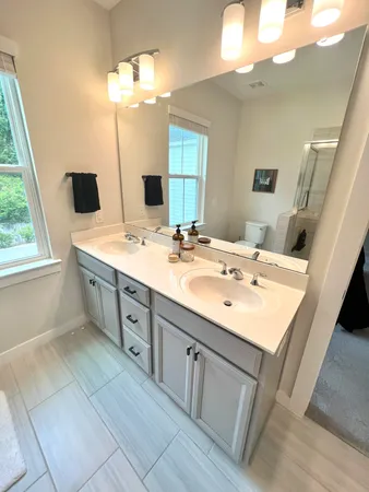 $2,995 | 1715 Indy Drive, North Charleston, SC 29405