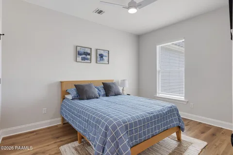 $240,000 | 300 Ave B, Unit B, Broussard, LA 70518
