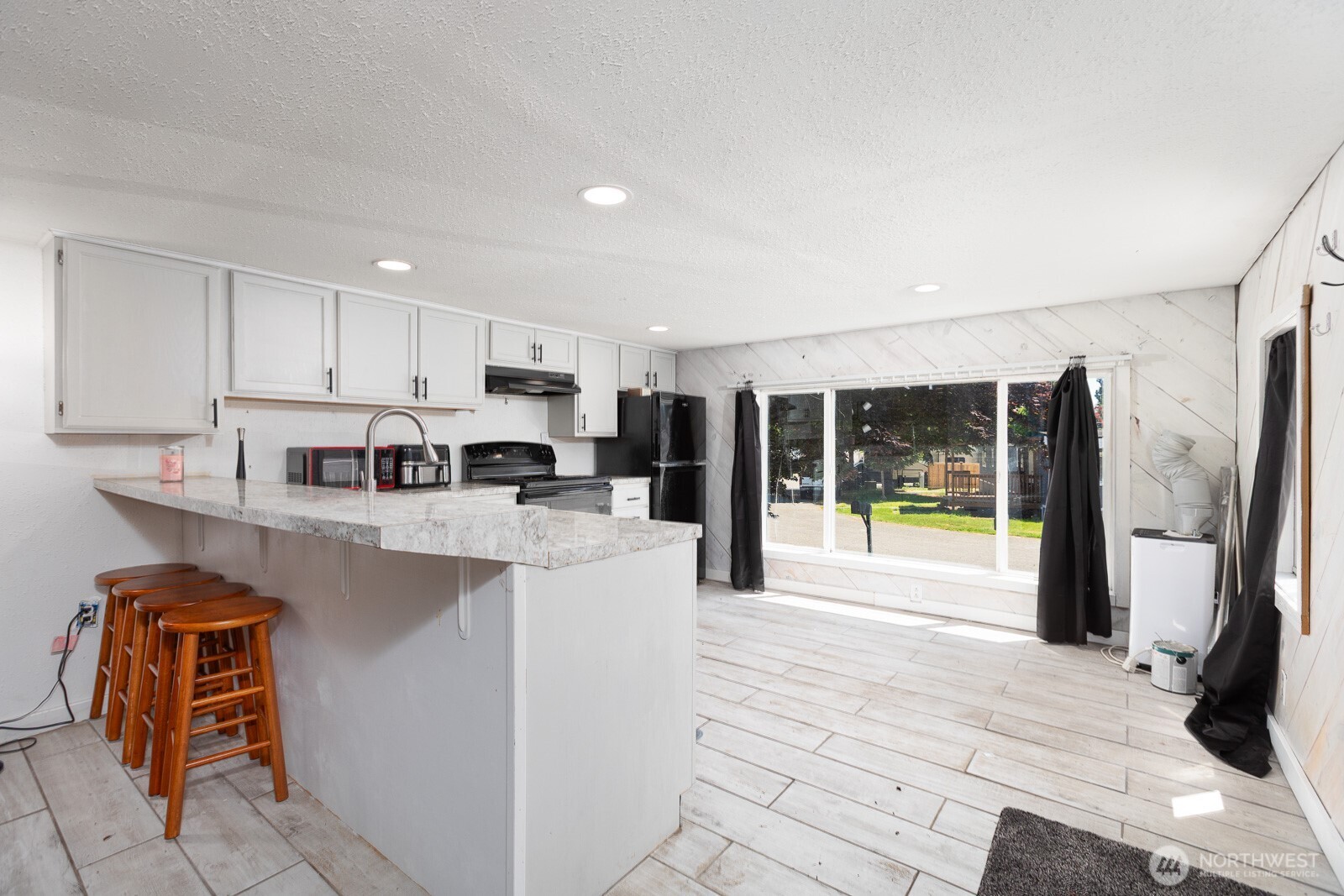 5705 Littlerock Road Southwest, Unit 15 Tumwater, WA 98512 - Photo 5 of 23 Gallery Image 5