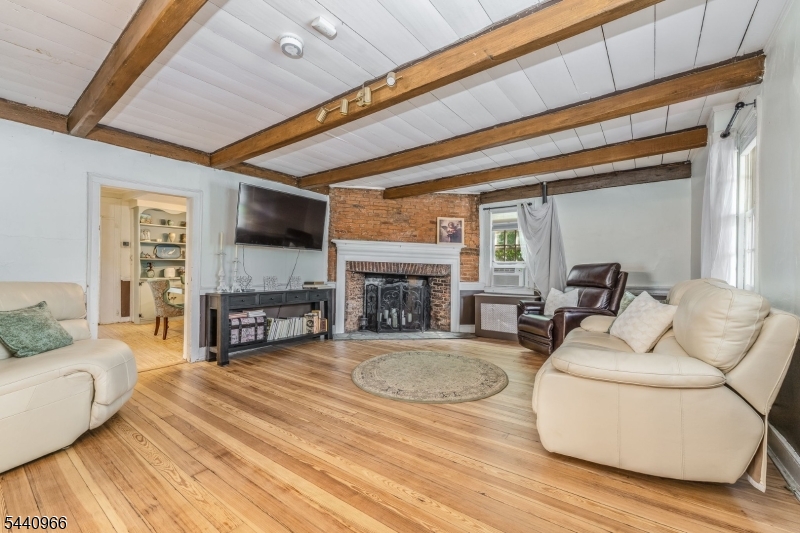 704 Greenbrook Road North Plainfield, NJ 07063 - Photo 3 of 27