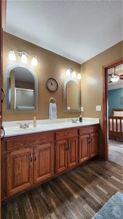 $400,000 | 986 Owl Creek Parkway, Odessa, MO 64076