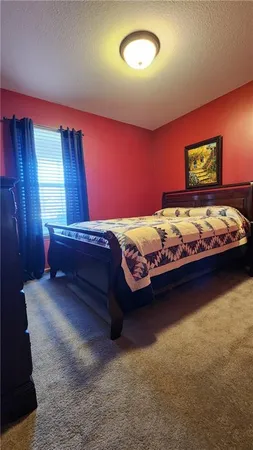 $400,000 | 986 Owl Creek Parkway, Odessa, MO 64076