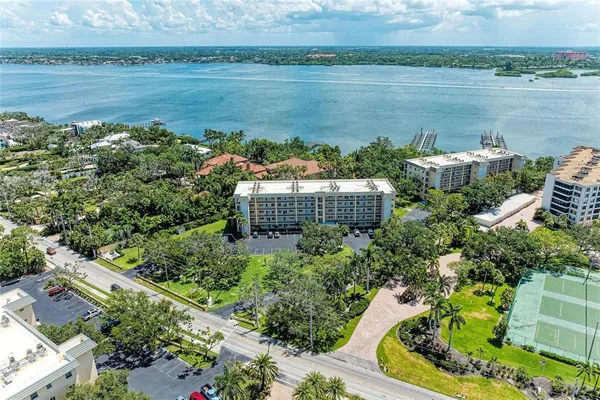 $525,000 | 8625 Midnight Pass Road, Unit 208B, Sarasota, FL 34242