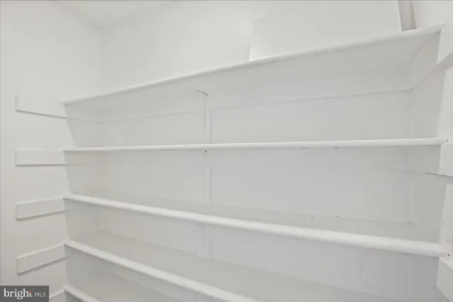 $335,000 | 267 South Pickett Street, Unit 102, Alexandria, VA 22304