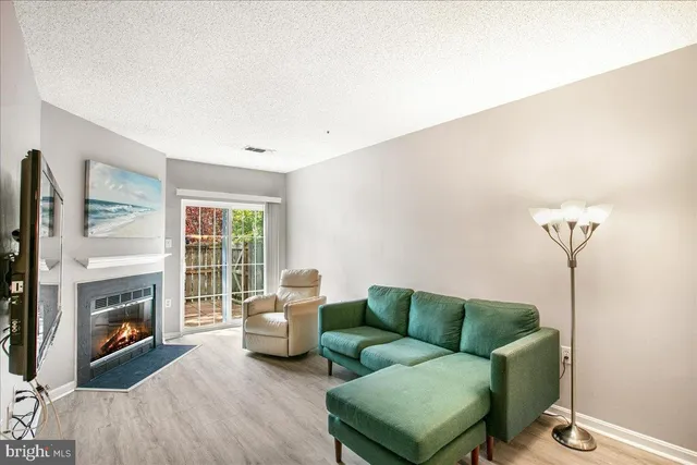 $335,000 | 267 South Pickett Street, Unit 102, Alexandria, VA 22304