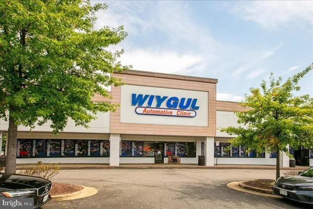 $335,000 | 267 South Pickett Street, Unit 102, Alexandria, VA 22304