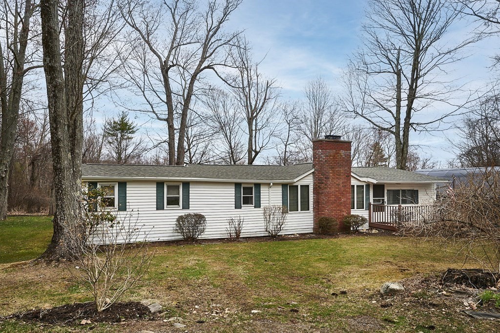 26 Montgomery Road Southampton, MA 01073 - Photo 1 of 33 Gallery Image 1