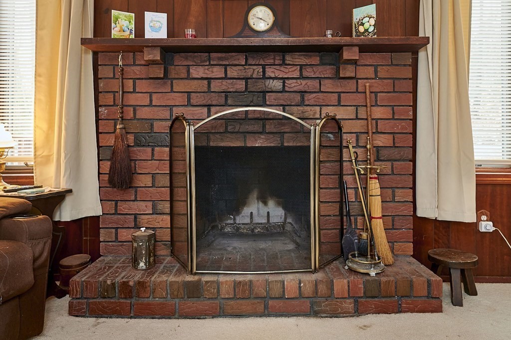 26 Montgomery Road Southampton, MA 01073 - Photo 6 of 33 Gallery Image 6