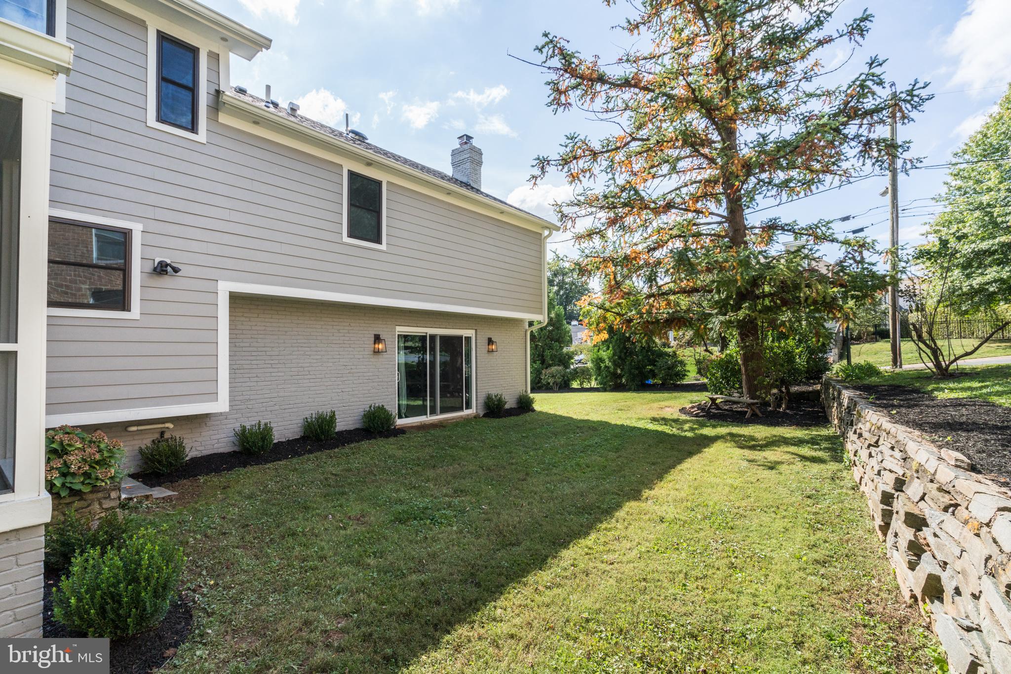 5507 Durbin Road Bethesda, MD 20814 - Photo 42 of 50 Back yard view