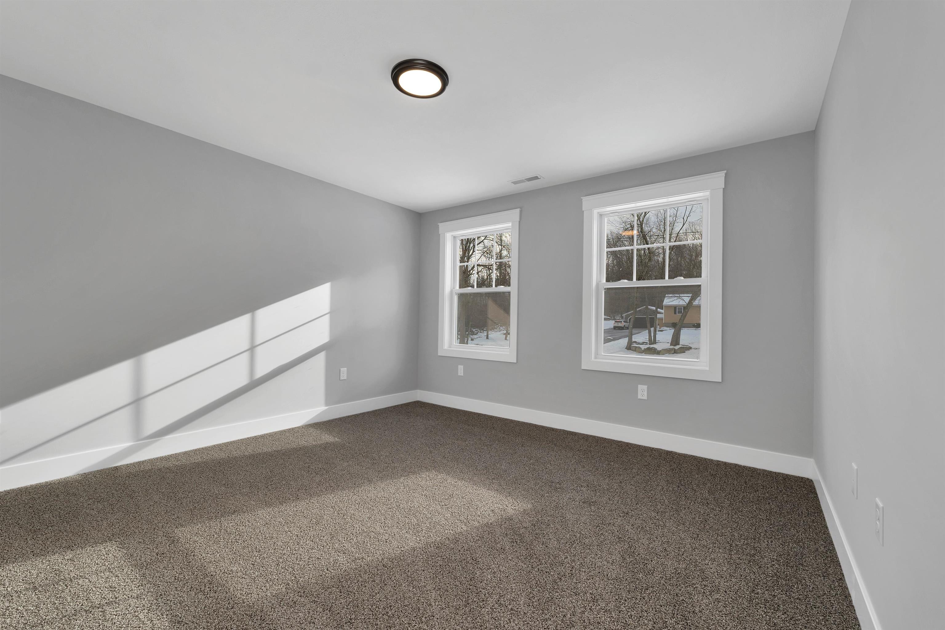 45 Dutton Road Pelham, NH 03076 - Photo 21 of 50