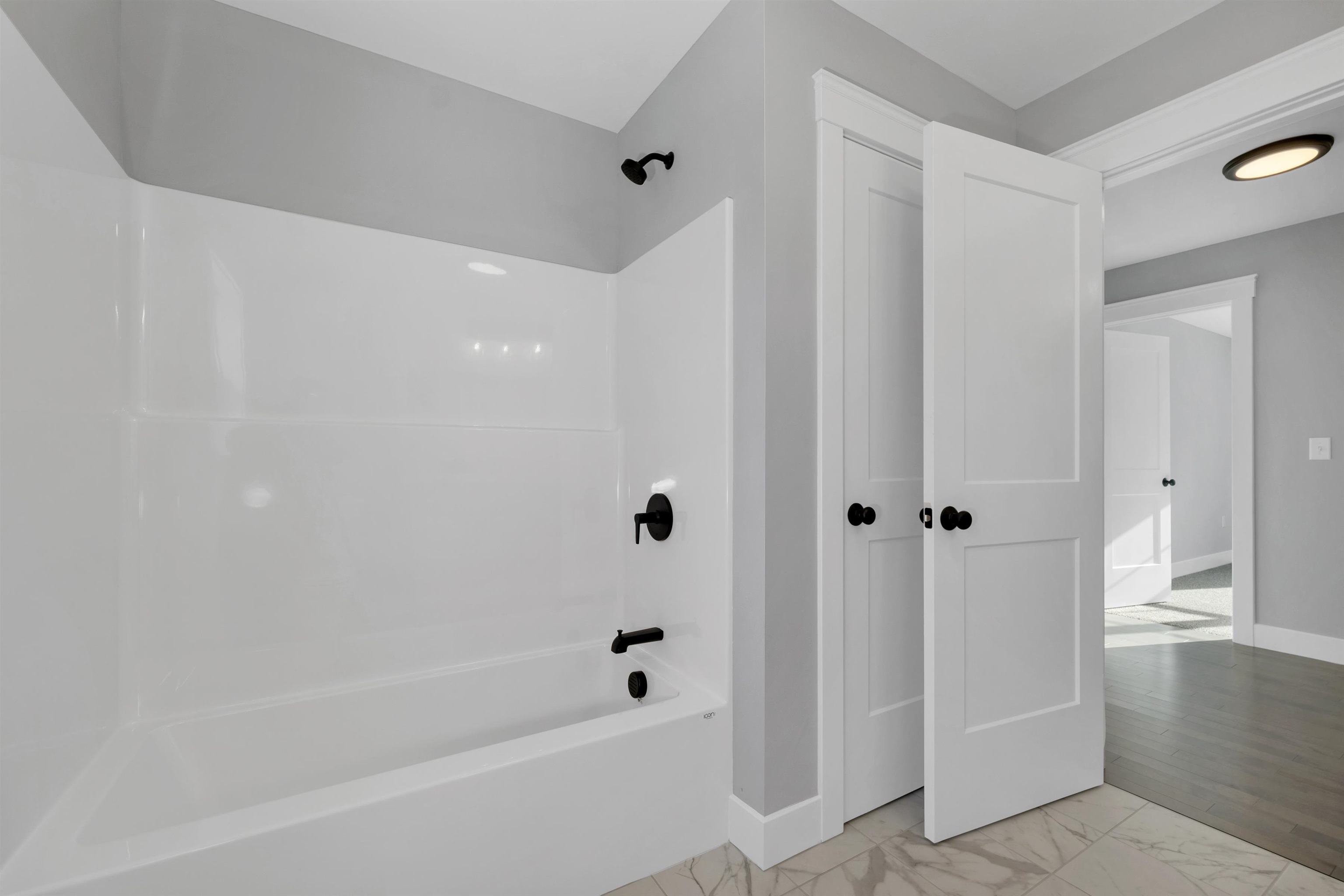 45 Dutton Road Pelham, NH 03076 - Photo 26 of 50