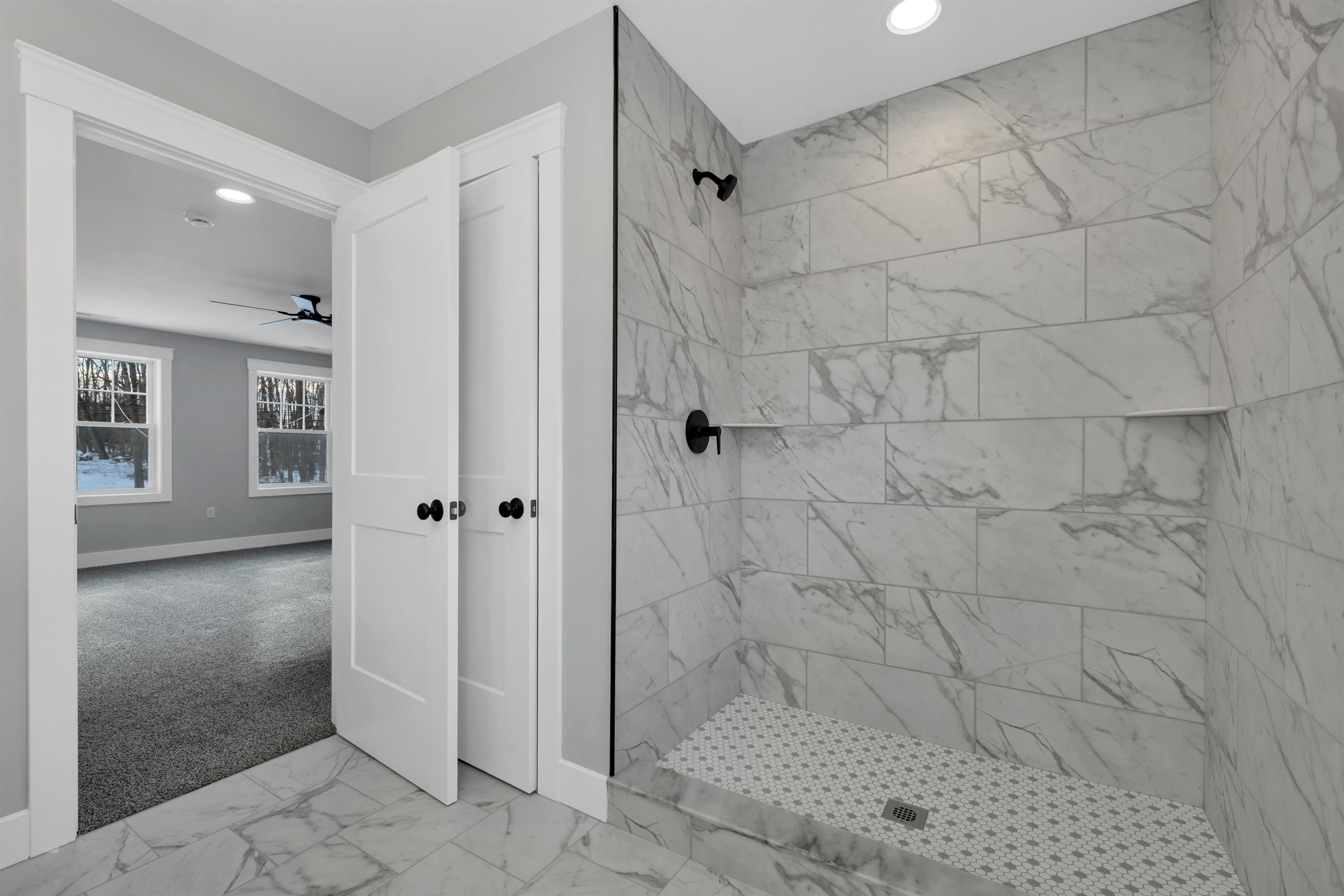 45 Dutton Road Pelham, NH 03076 - Photo 32 of 50