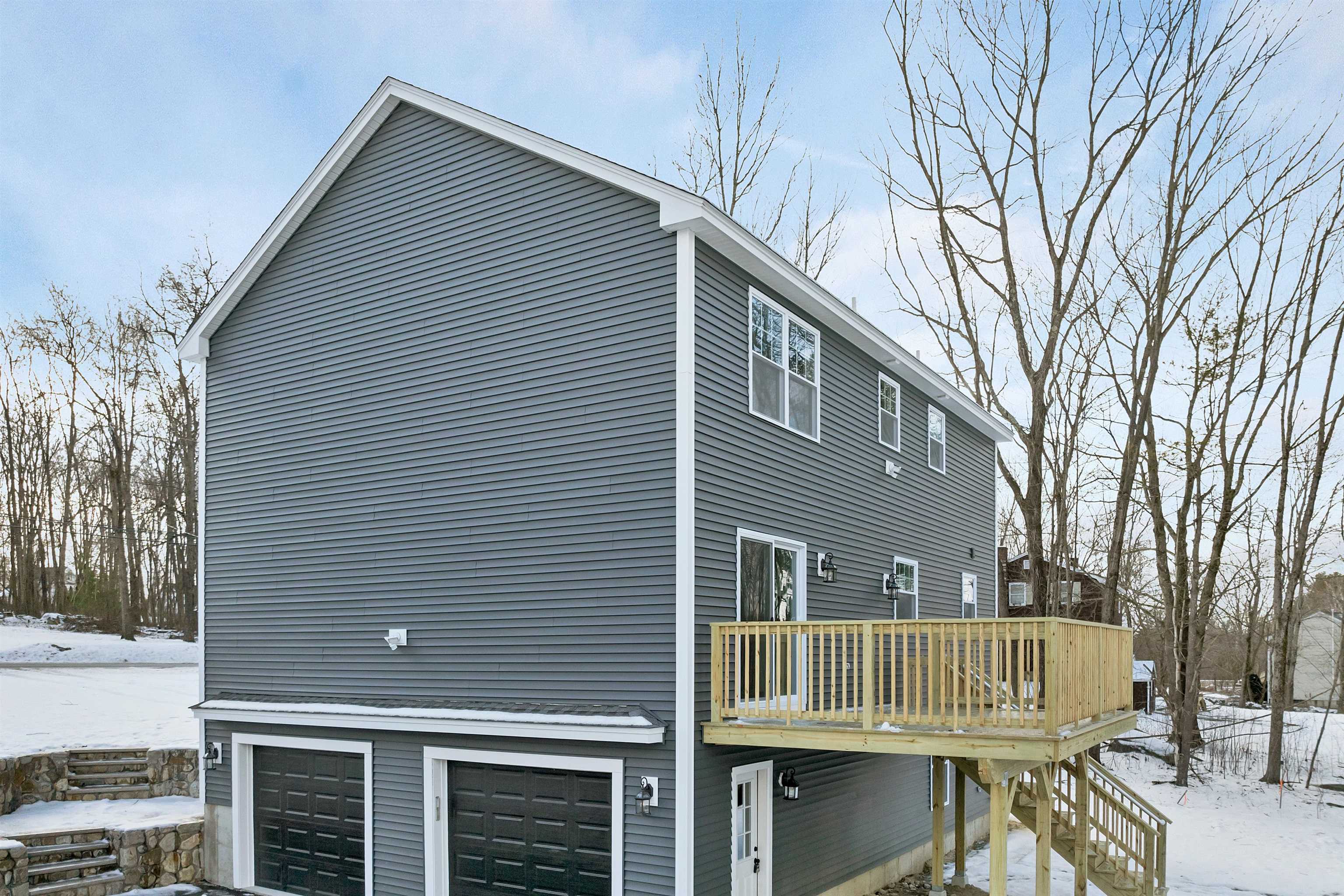 45 Dutton Road Pelham, NH 03076 - Photo 41 of 50