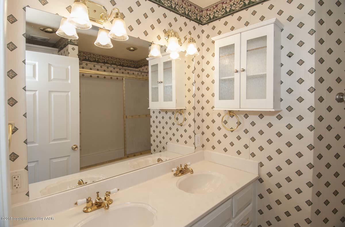 3414 South Rusk Street Amarillo, TX 79109 - Photo 15 of 32 MASTER BATH VIEW 1
