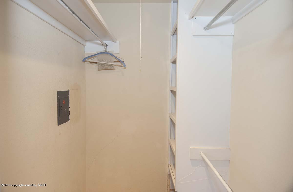 3414 South Rusk Street Amarillo, TX 79109 - Photo 17 of 32 MASTER CLOSET